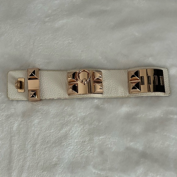 Collier de chien inspired white bracelet - Picture 3 of 5